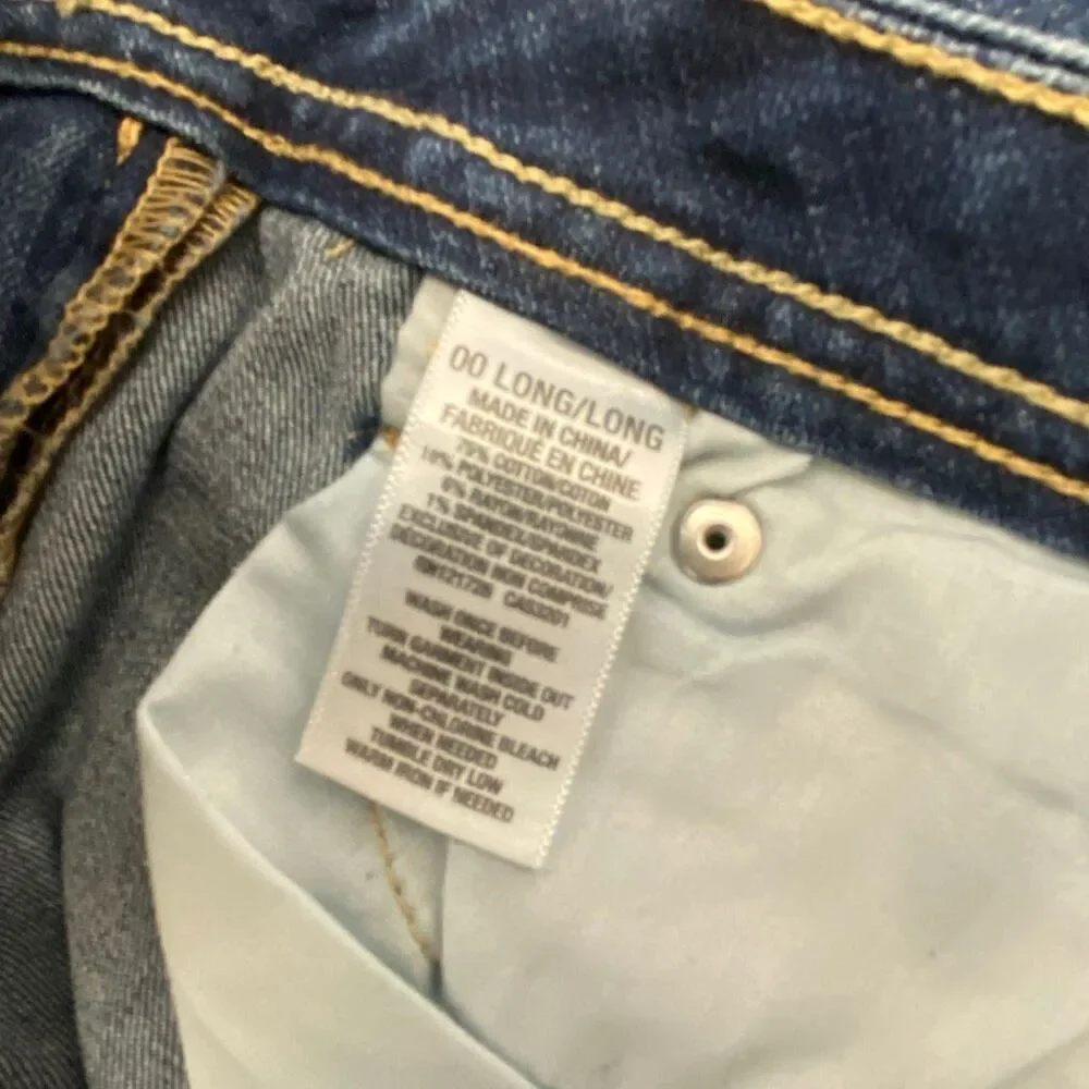 Aeropostale Women's Blue Distressed Whiskering Curvy Boot Jeans Size 00‎ Long